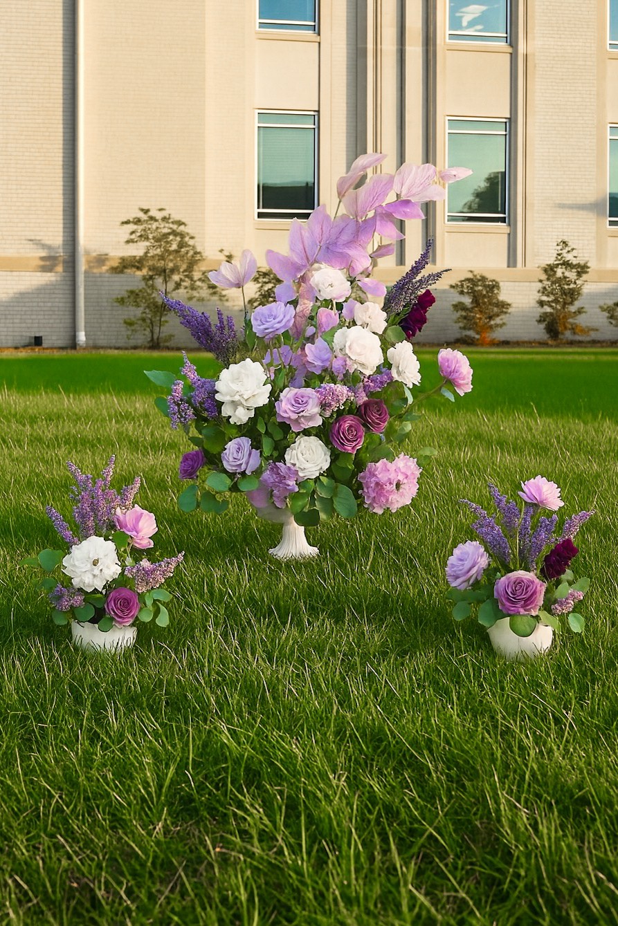 Gallery disaplying various floral arrangements.